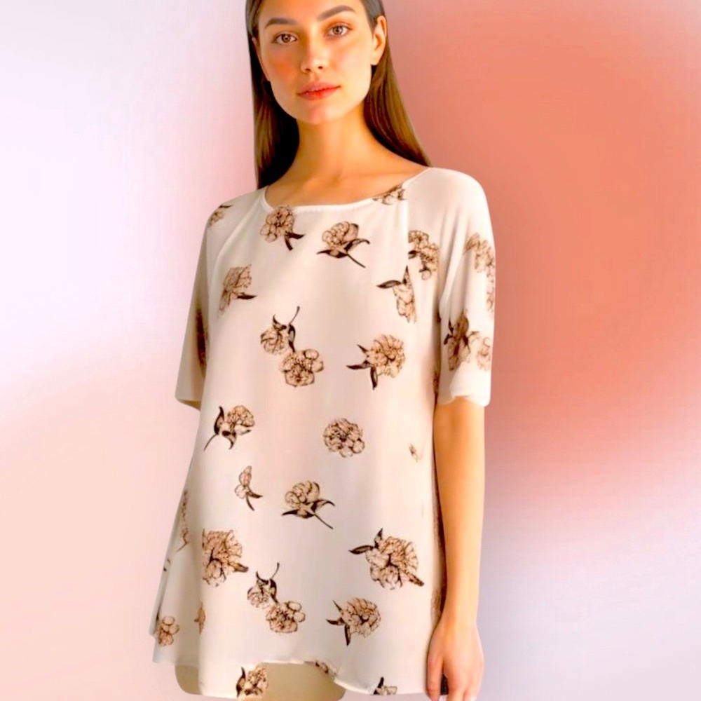 Ann Taylor Factory Semi Sheer Floral Flutter Sleeve Blouse Size M NWOT